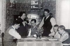 Birger, Hulda Ivar, Teodor, Olle och Sigurd Malmén
Farmor, farfar, farbröder och pappa